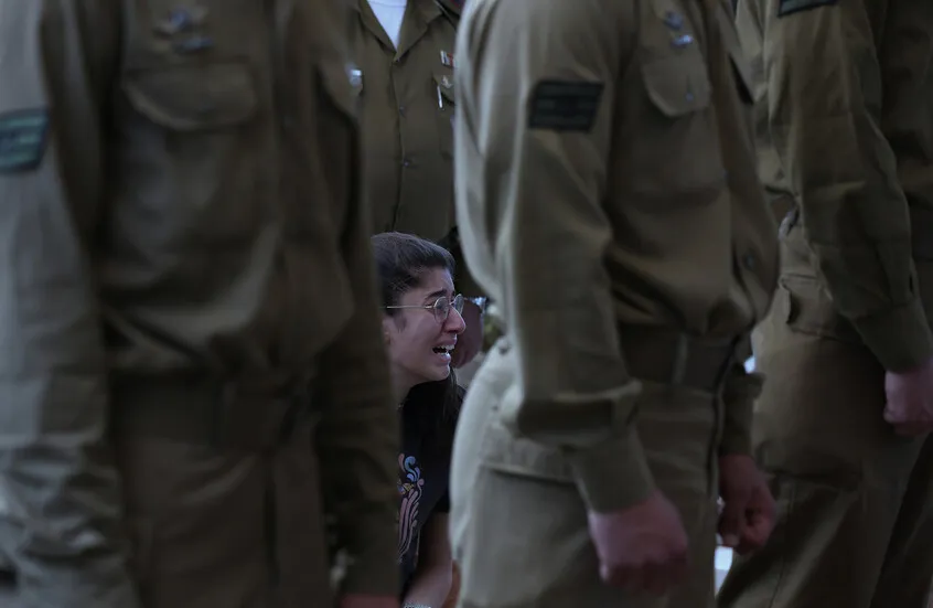 إسرائيل في لحظة “انكشاف تاريخي” بعد 7 اكتوبر.. “قطيع متوحش وسقوط داخلي وصدمة وانهيار للثقة بالجيش”